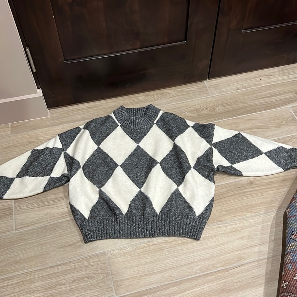 H&M PRINGLE of Scotland argyle sweater size L , 6%wool oversized fit - Picture 2 of 8